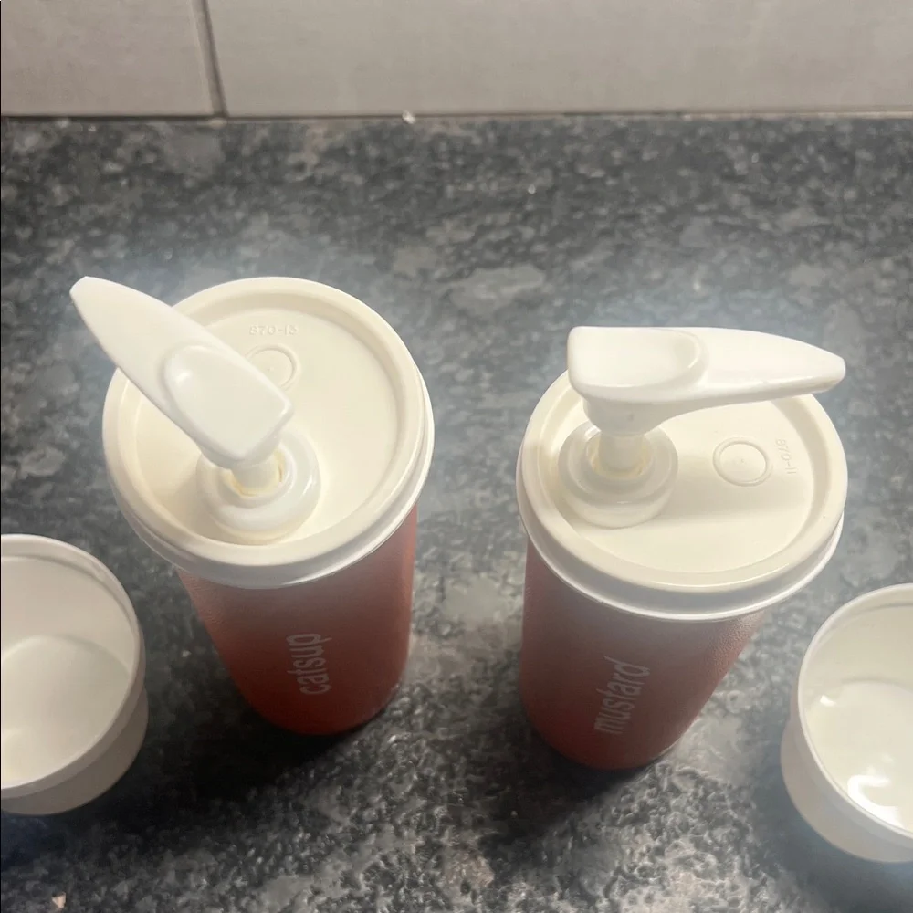 Tupperware Ketchup & Mustard Condiment Pump Bottles with White Lids and Cups